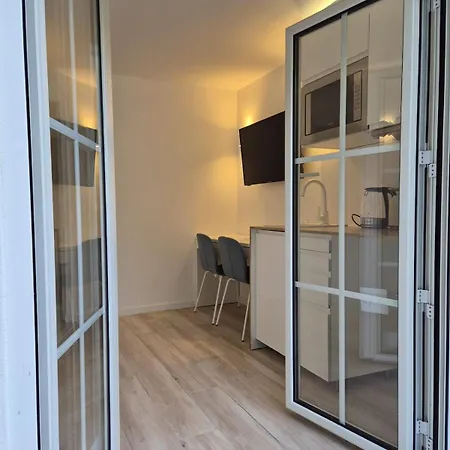 Apartment T2 Neuf Ps3-4 Et Meuble, Proche De Metro Et Paris
